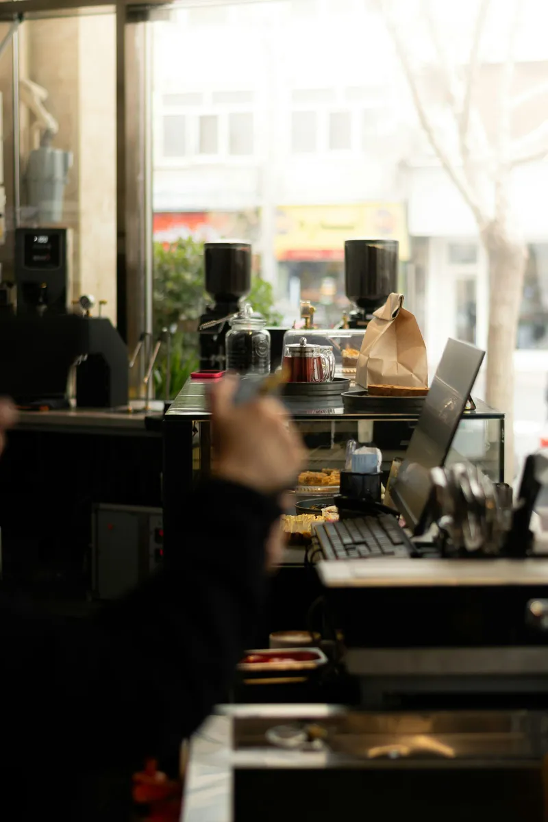 Building a Strong Workplace Culture: Strategies for Engaging Your Coffee Shop Team