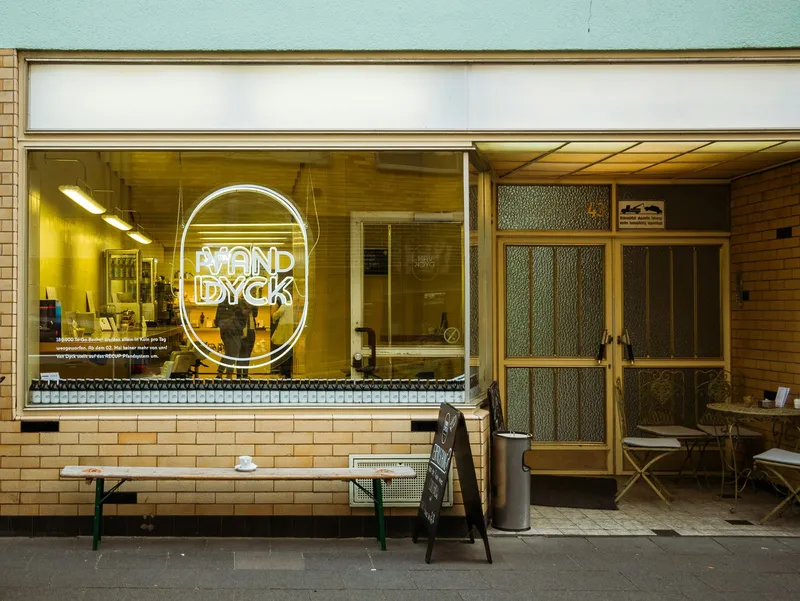 Key Specialty Coffee Shop Revenue Streams to Prioritize